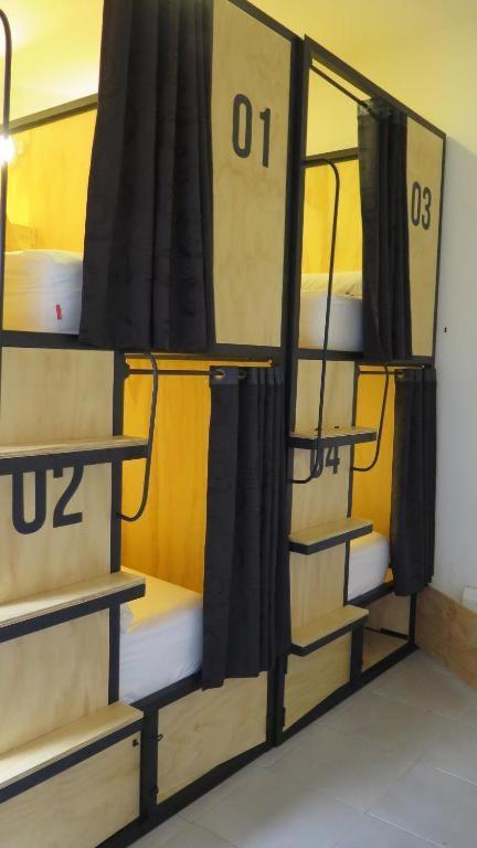 Republica Hostel Cabin Beds Bogota Bagian luar foto