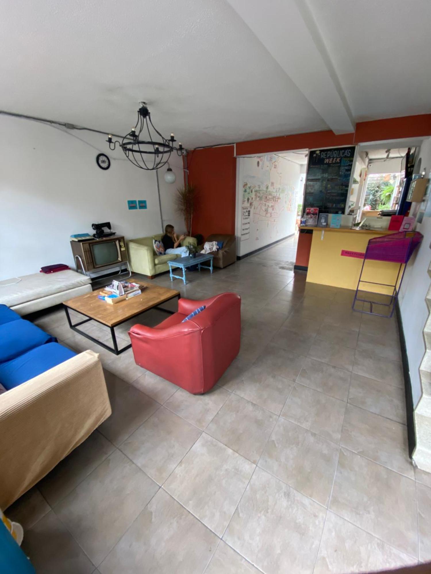 Republica Hostel Cabin Beds Bogota Bagian luar foto